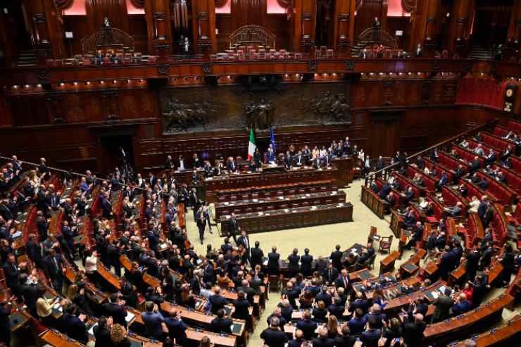 Il Parlamento boccia l'idea