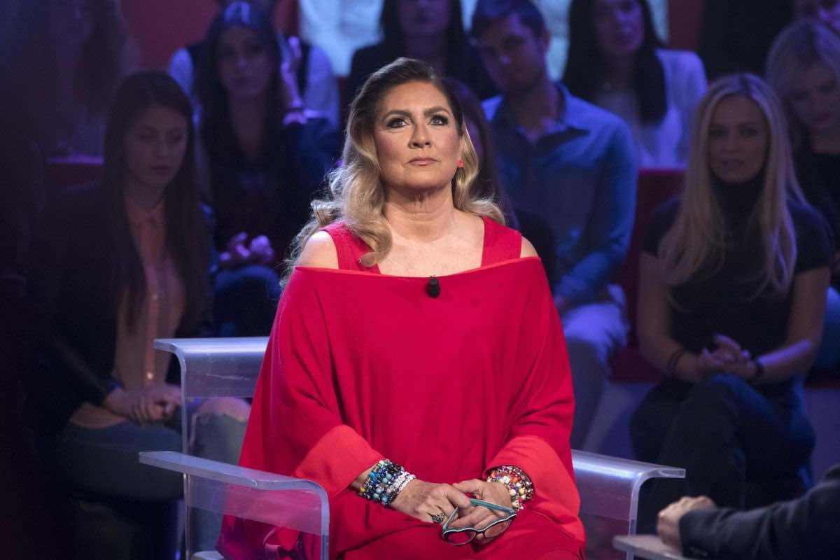 romina power perché indossa le tuniche