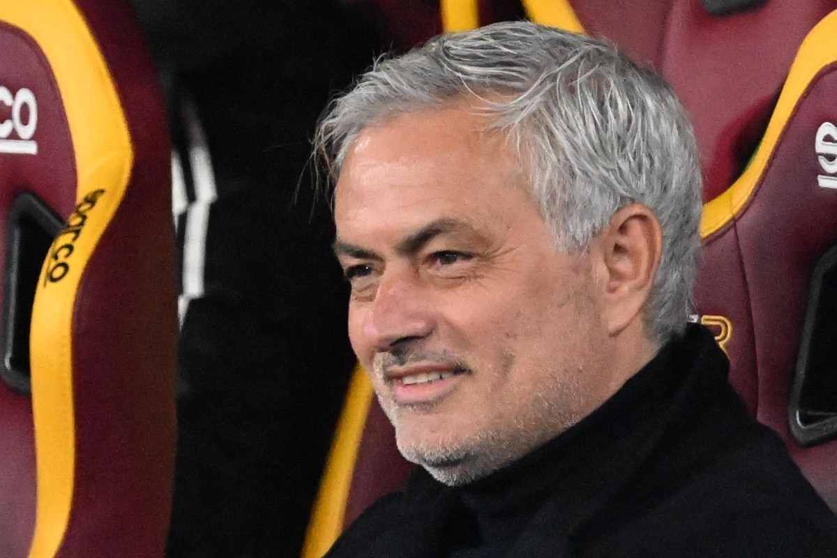 Jose Mourinho, tradimento in vista: panchina choc