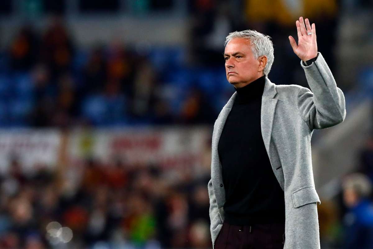 Mourinho dice no all'Arabia: resta in Serie A