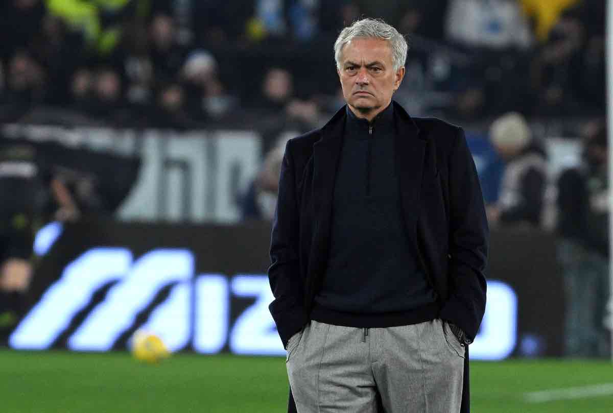 Mourinho guadagna soldi dall'esonero