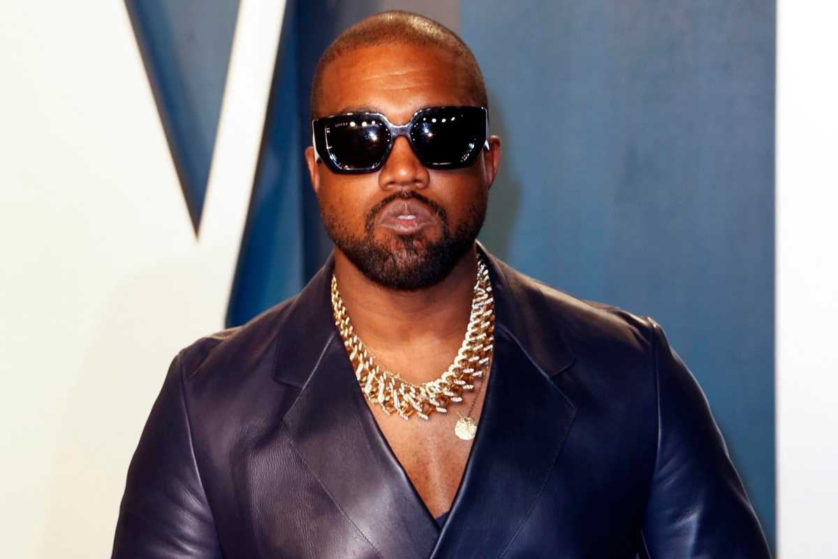 Kanye West foto social critiche