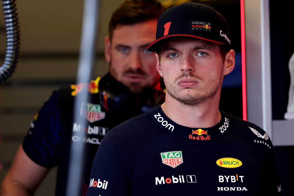 Max Verstappen per la prima volta è in difficoltà, il Mondiale si riapre