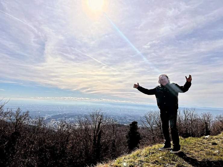 albano via dall'Italia