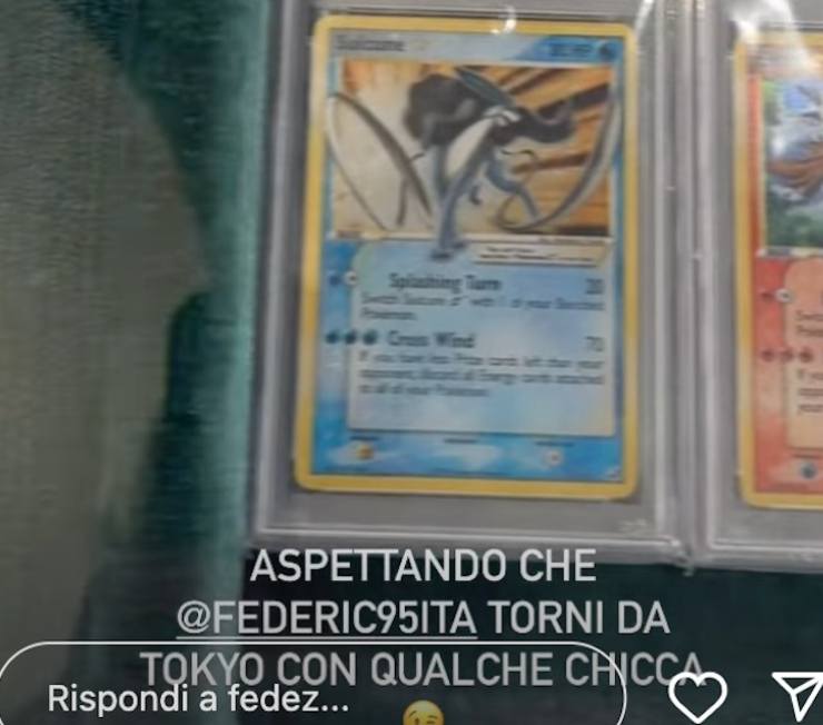 Fedez e le carte dei Pokemon: attesa finita