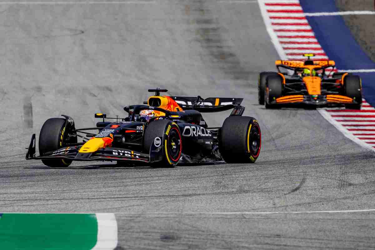Formula 1, scintille tra Norris e Verstappen: “Max ha fatto una cosa stupida e ha perso il mio rispetto”
