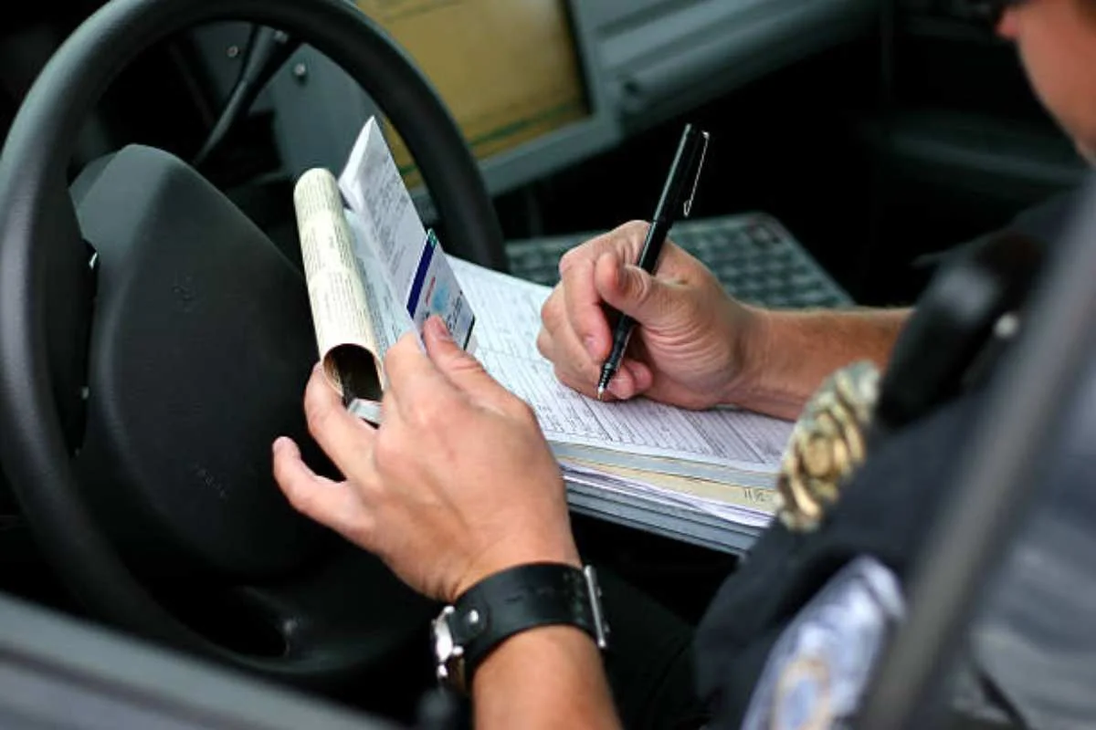 Se ricevi una multa per eccesso di velocità puoi annullarla: la scappatoia legale che ti salva
