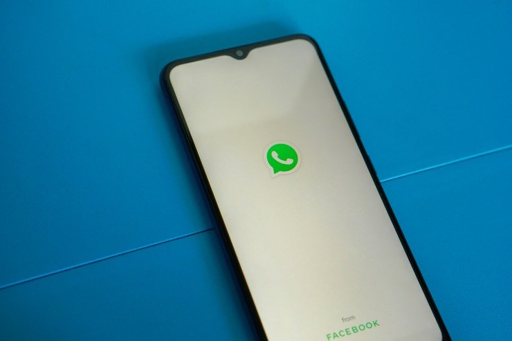 Cosa dice la Cassazione sull'uso di WhatsApp come prova