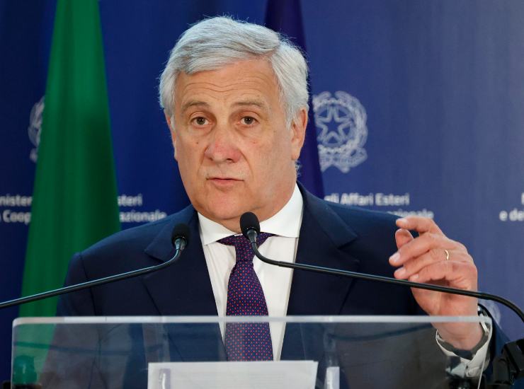 Tajani intervista La Stampa dimissioni Toti