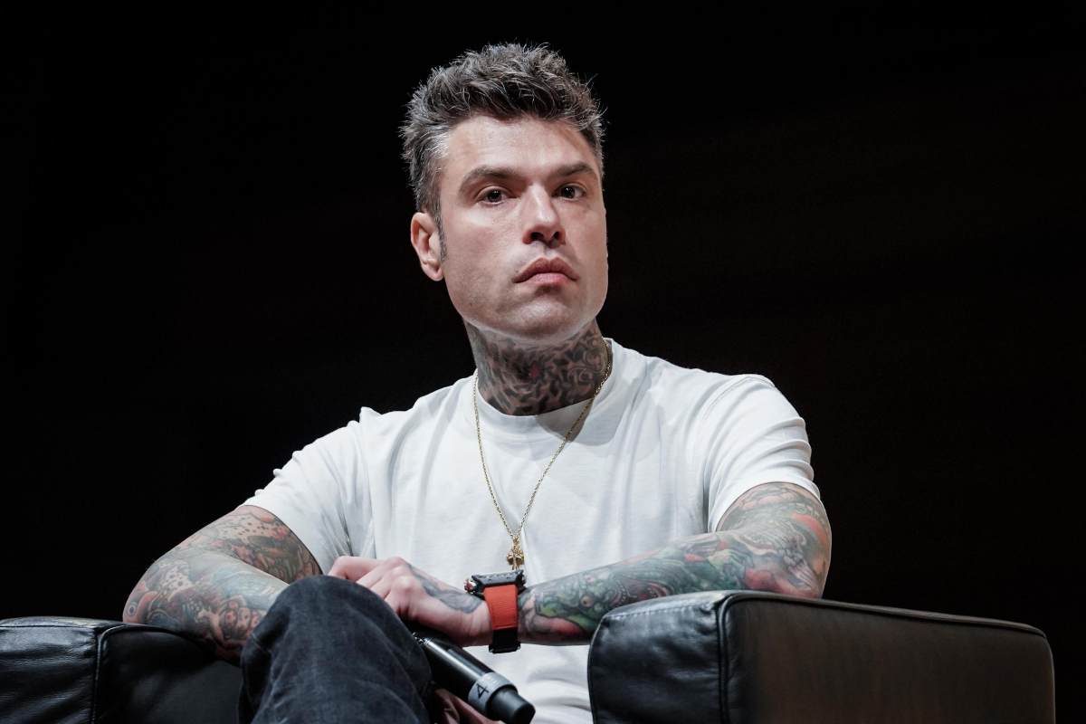 Fedez ricoverato d'urgenza