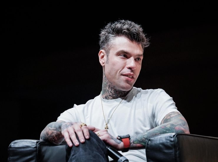 Fedez replica accuse dopo ricovero