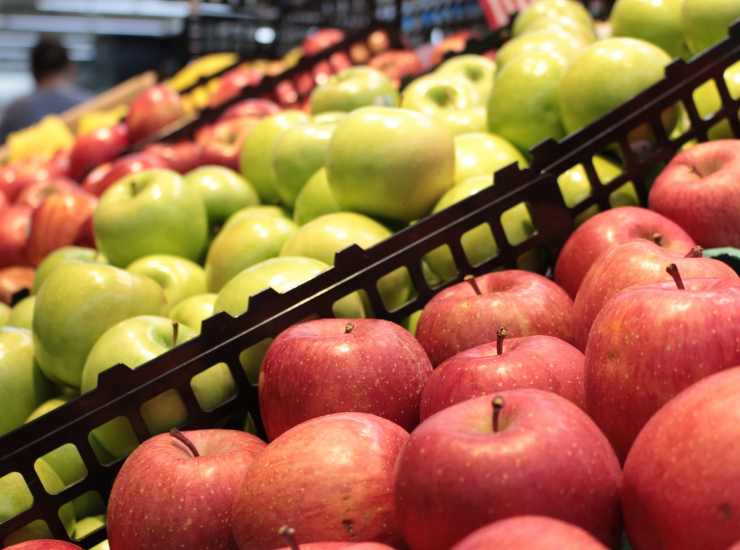 Aumento costi e calo consumi, allarme per la frutta estiva italiana