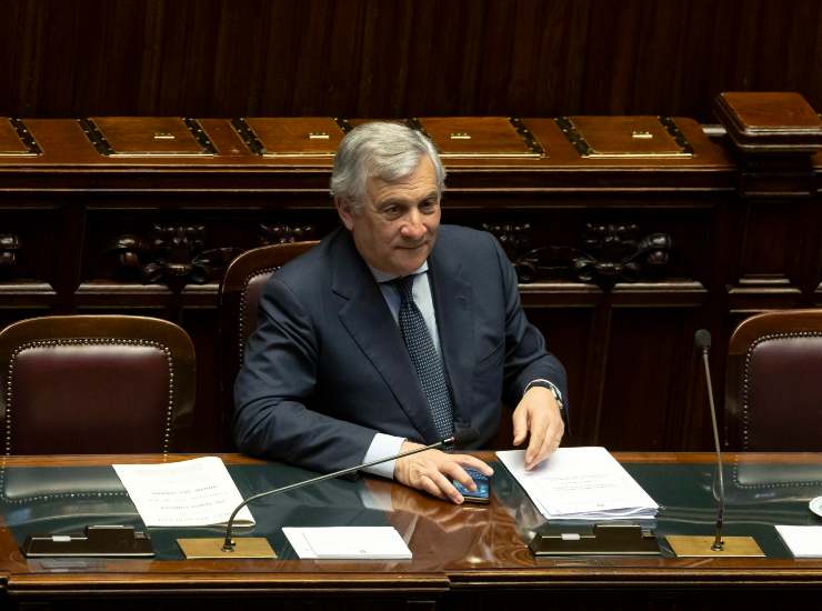 Tajani intervista La Stampa dimissioni Toti