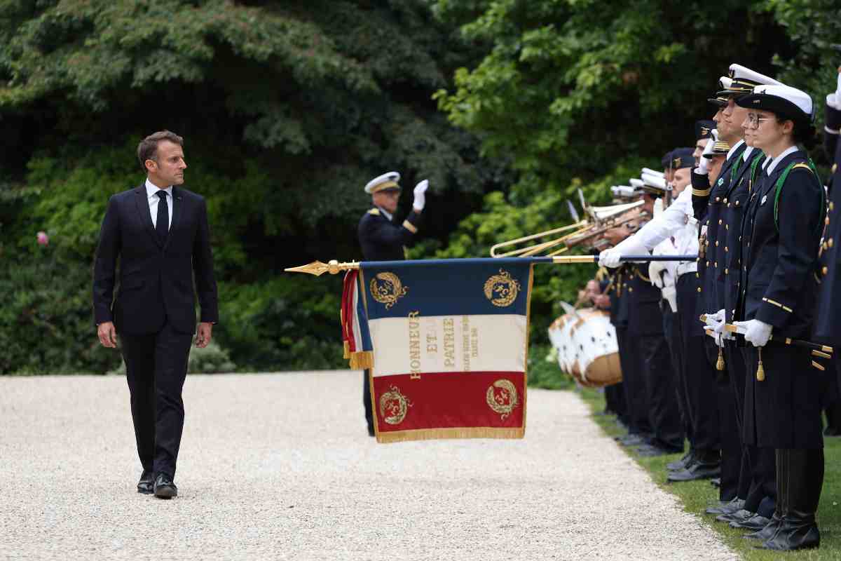 Elezioni in Francia, Rizzo: “Macron peggiore che ci sia, meglio Le Pen….”