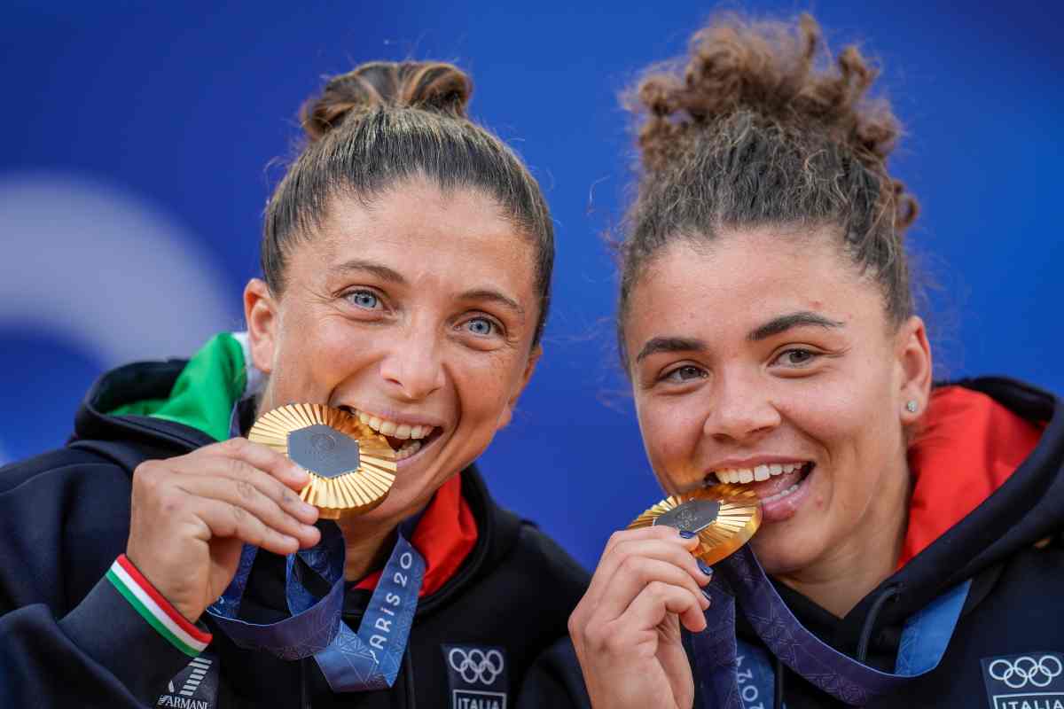 Esclusiva Reggi oro Errani Paolini