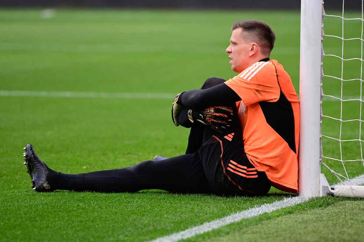 Szczesny commovente 