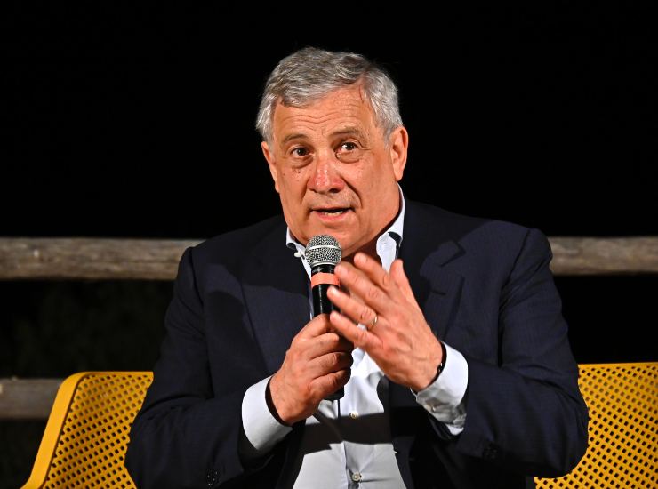 Tajani e il caso Arianna Meloni