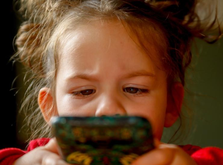 Bambini e utilizzo smartphone