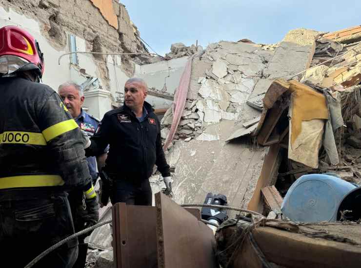 Bambina morta nel crollo della palazzina