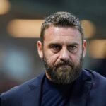 De Rossi esonerato