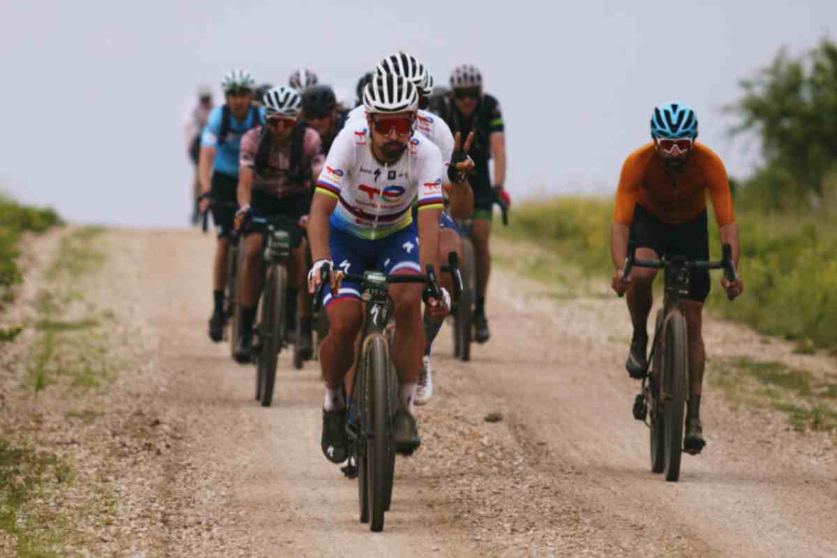 Ciclismo in lutto: campione italiano stroncato da infarto durante la gara