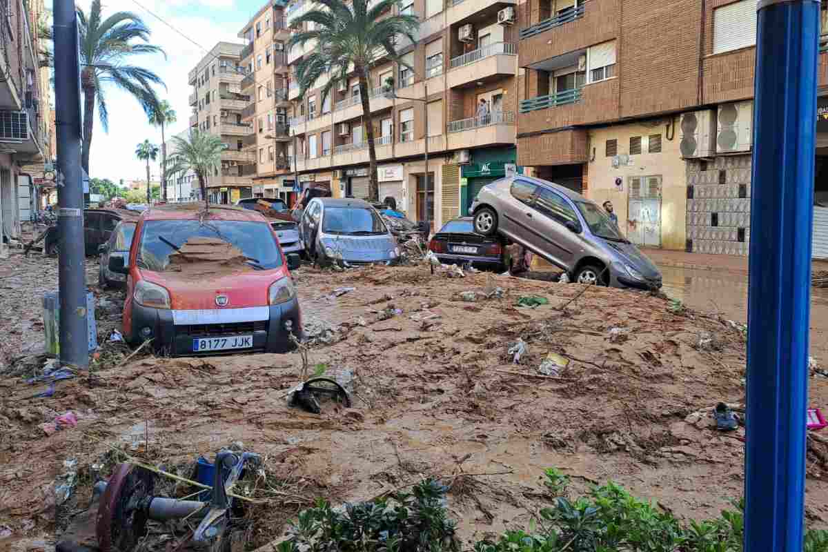 Alluvione in Spagna, il quadro si aggrava: gli ultimi aggiornamenti