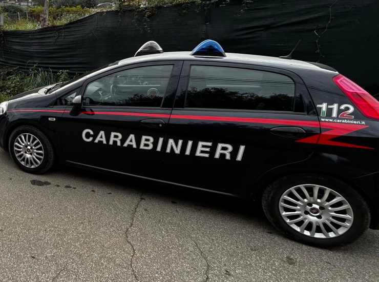 Carabinieri auto