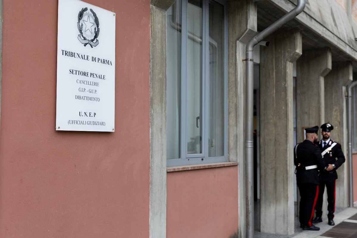 “Ma cosa hai fatto, ci hai rovinato la vita”, i genitori alla ragazza che ha ucciso i neonati