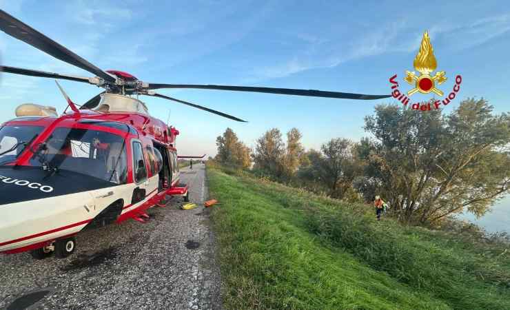 Trovato senza vestiti morto nel fiume