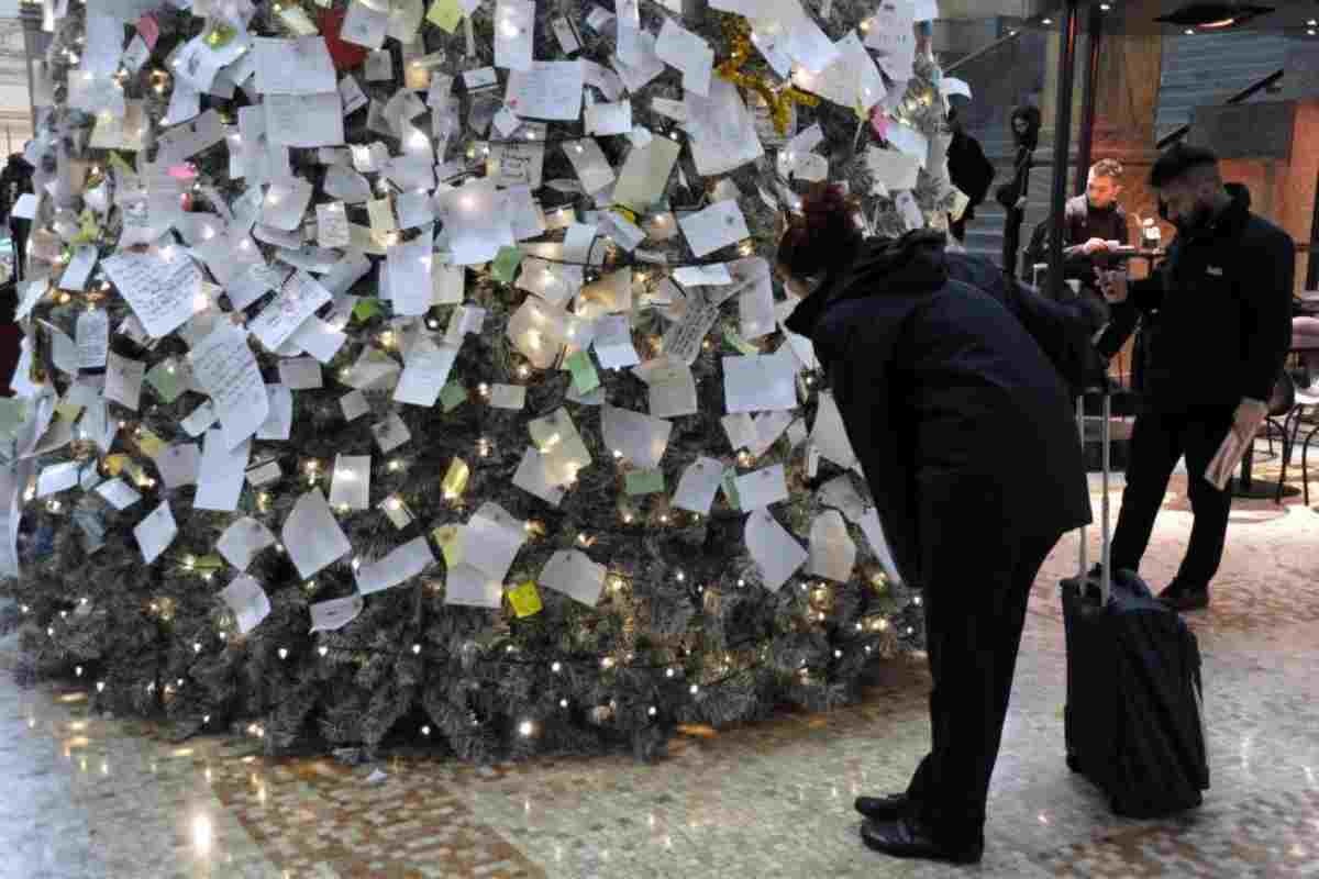 “Caro Babbo Natale non ho più voglia di vivere”: la straziante lettera di uno studente anonimo