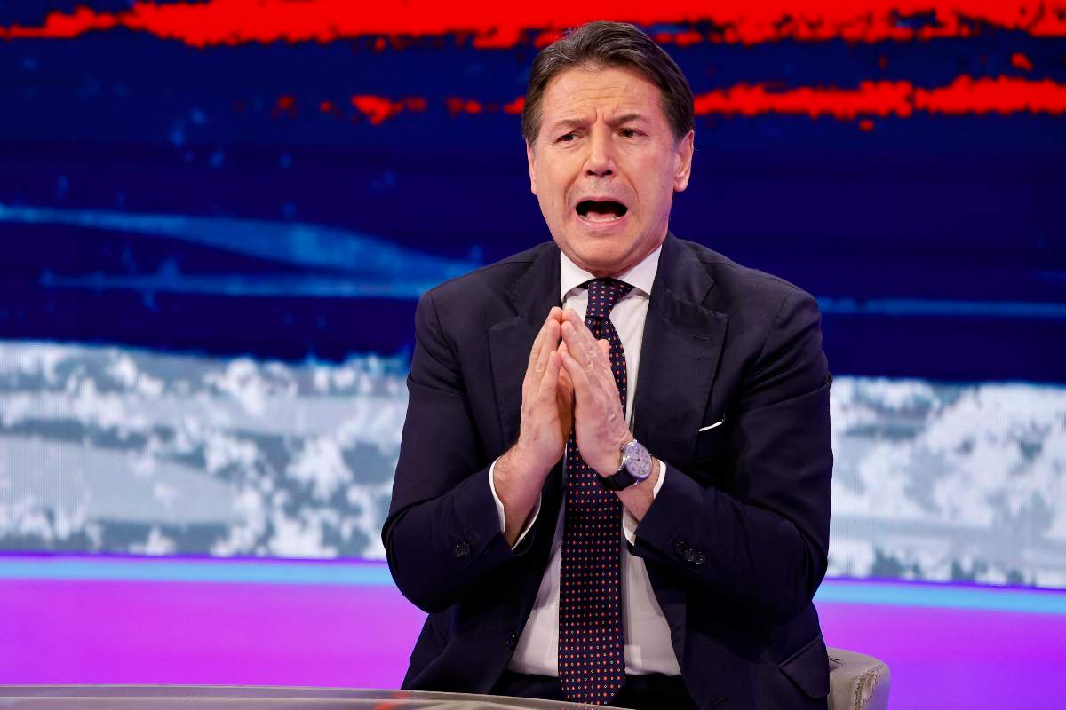 Giuseppe Conte e il fisco, problemi inattesi: cifra mostruosa