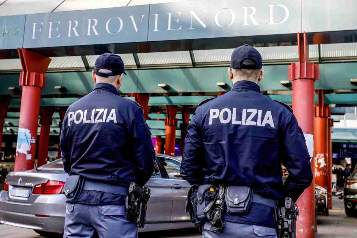 Milano, violenza sessuale all’alba in Stazione Centrale | Il colpevole è scappato: potrebbe essere ovunque