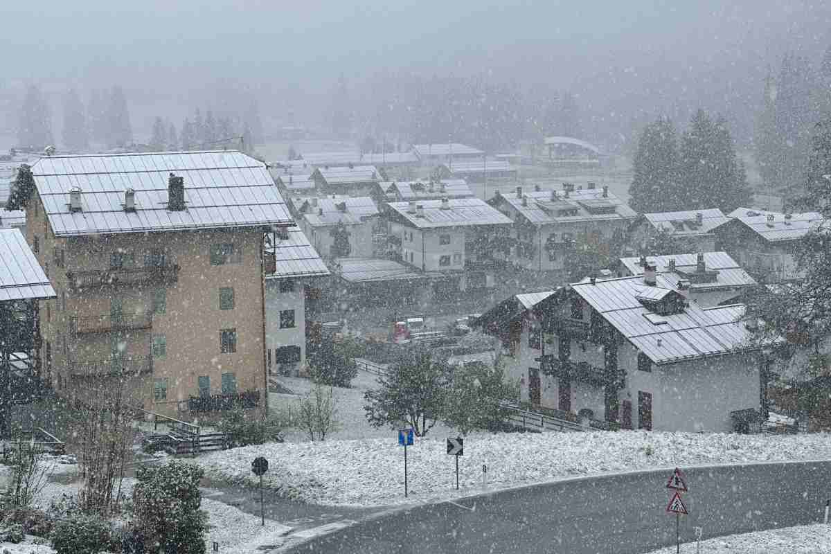 Città italiana imbiancata