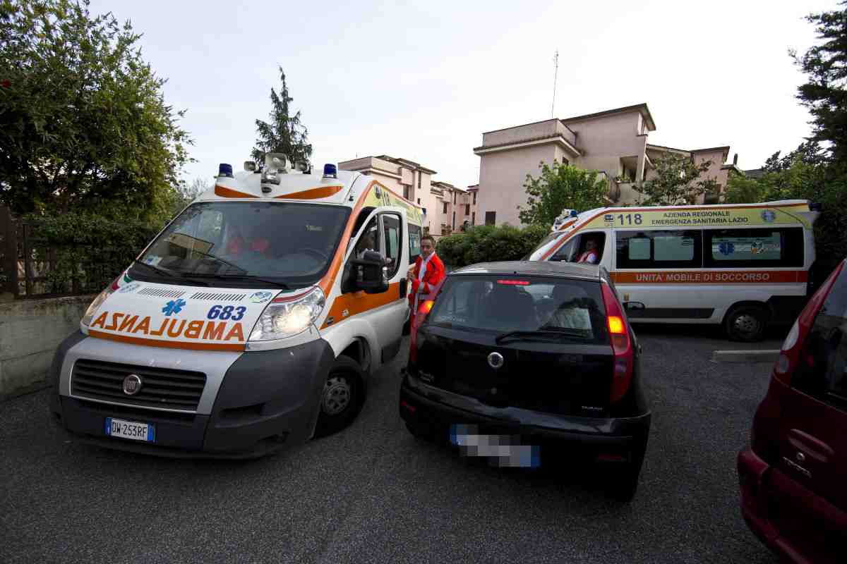 Bolzano, bambino di 7 anni si accascia in classe e muore: inutili i tentativi di rianimazione. Disposta l’autopsia