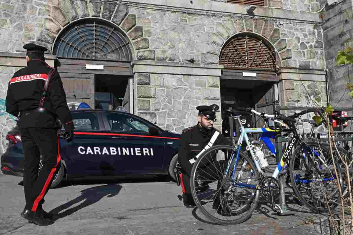 Bici lanciata dai Murazzi di Torino: condannata a 16 anni la ragazza che ha visto e non ha fermato gli amici