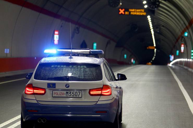 Polizia per strada