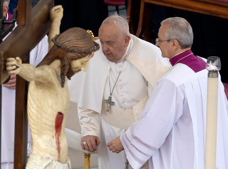 Papa Francesco primo piano