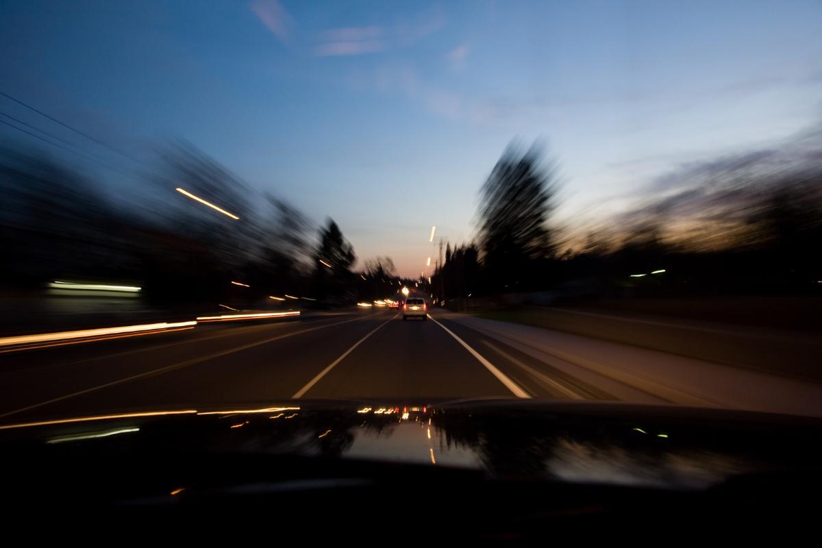 ?Rubano l’auto al vicino e parte all’inseguimento (per chilometri) del ladro