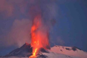 curioso Etna