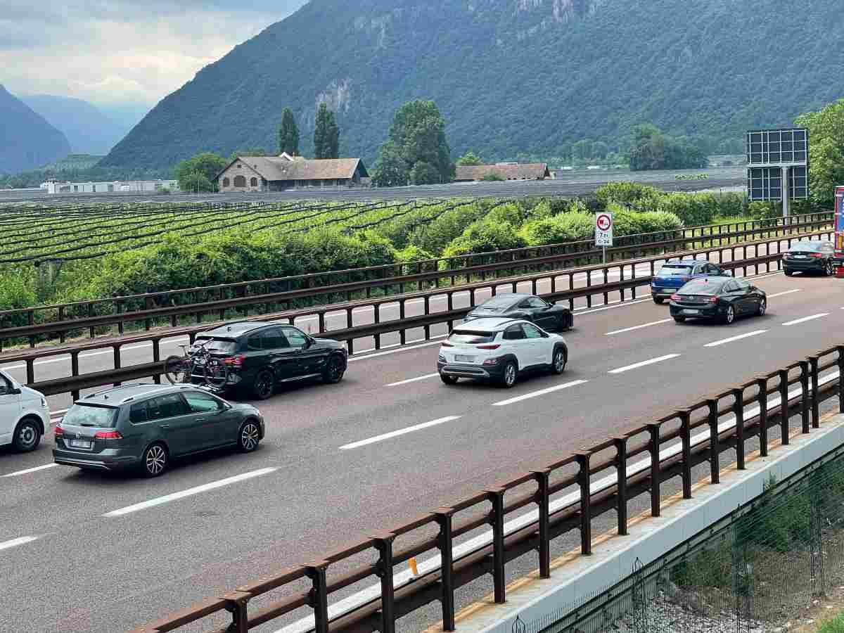 Fai attenzione, in autostrada puoi trovare questo: cosa si rischia