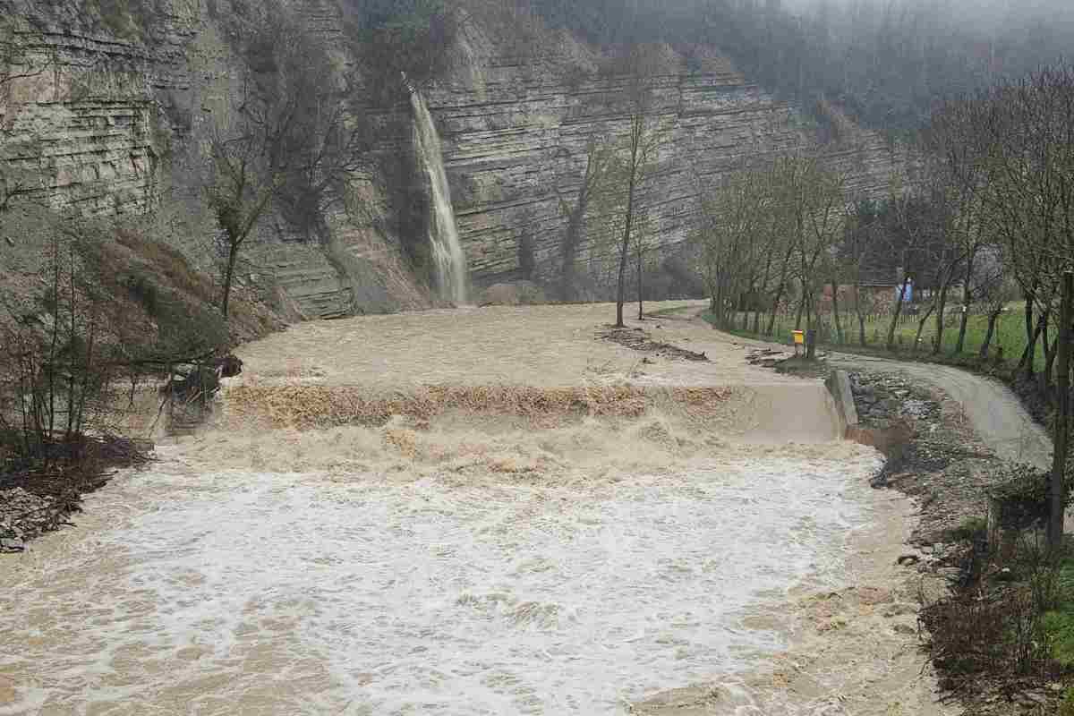 Emilia Romagna il fiume in piena