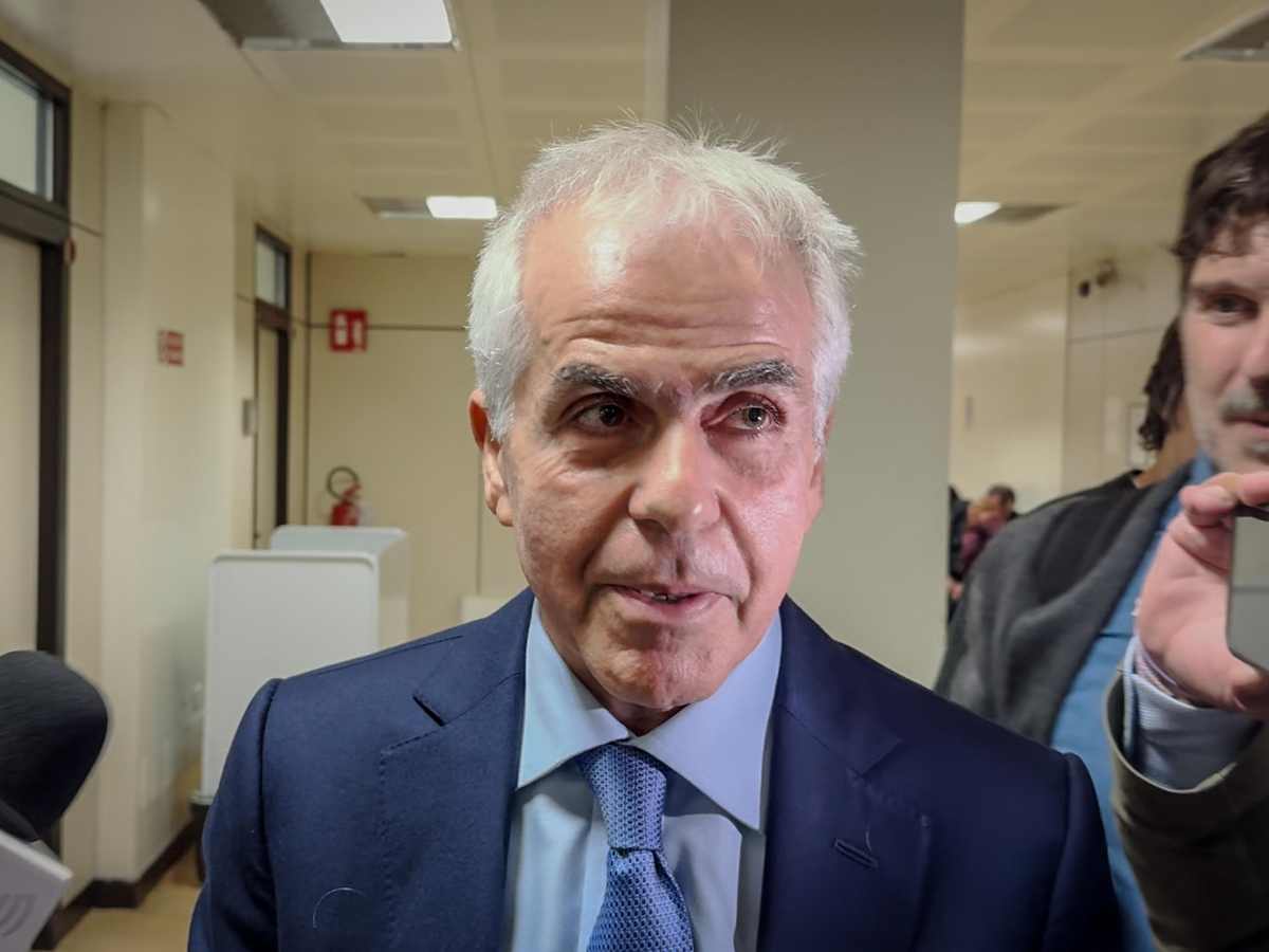 Morte improvvisa per Carmine Gallo, il “super poliziotto” arrestato per il caso Equalize